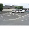 長嶺南4丁目駐車場