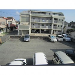 エスティアム帯山 月極駐車場