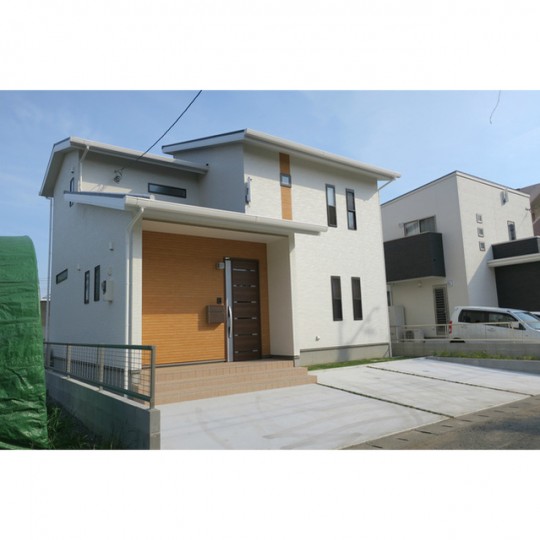 長嶺南2丁目戸建B棟