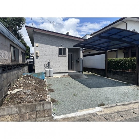 良町5丁目深見戸建
