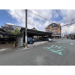 新屋敷3丁目駐車場
