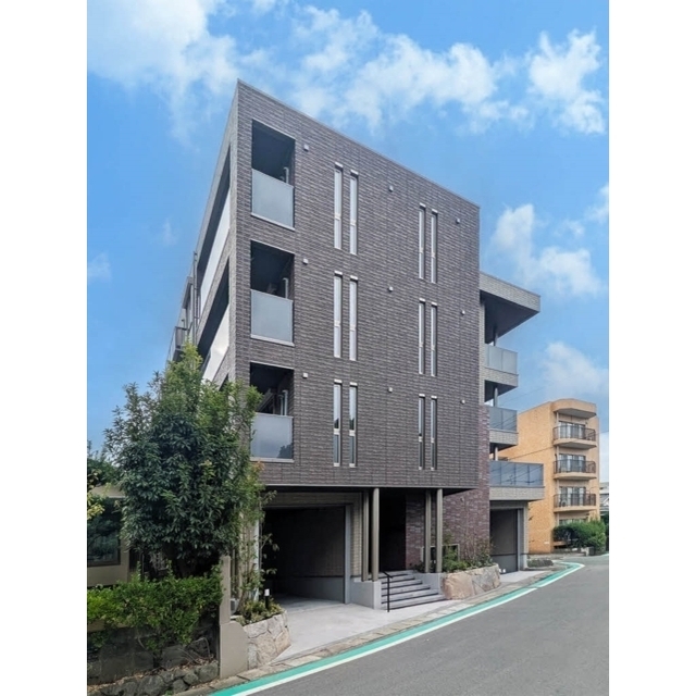 シャーメゾン 新屋敷 Premium