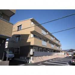 ラフィーネ益城 A棟