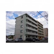 アドラブール ヴィラ