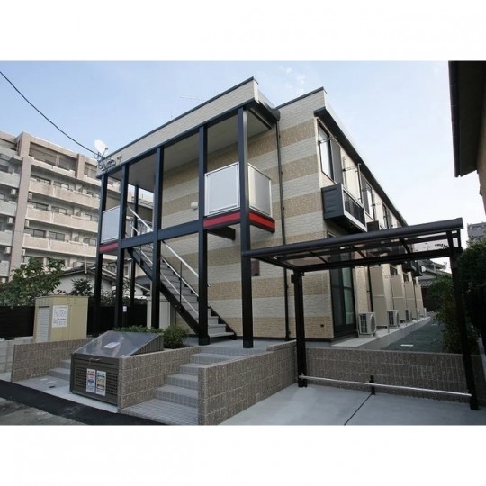 レオパレス新屋敷東