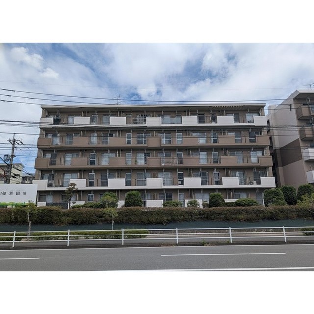 健軍団地6号棟