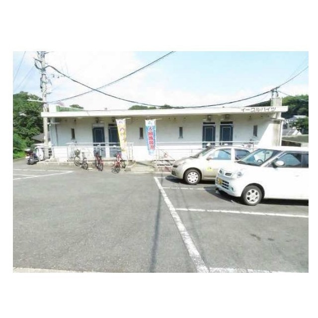 イーグルハイツ