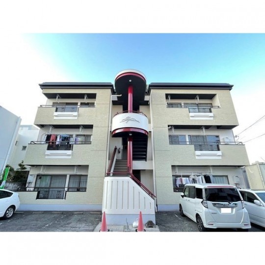 Supremeマンション