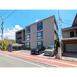 シャロームガーデン水前寺
